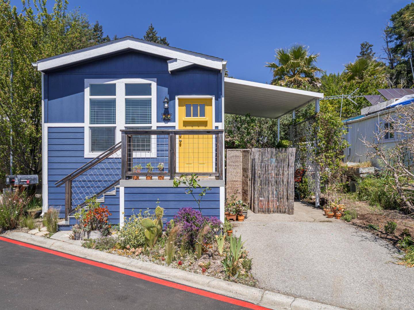Soquel, CA 95073,999 Old San Jose Road #20