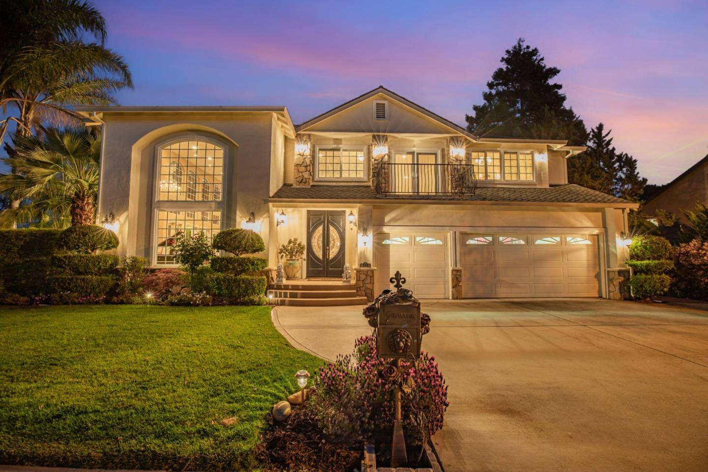 Hollister, CA 95023,290 Bonnie Lane