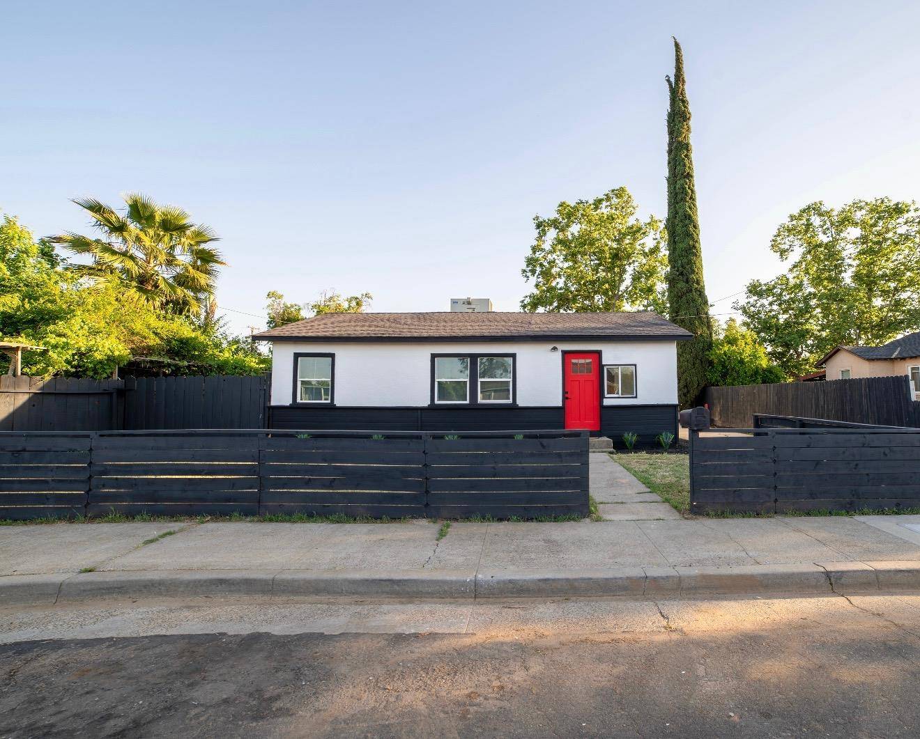 Merced, CA 95340,1590 Dale Avenue