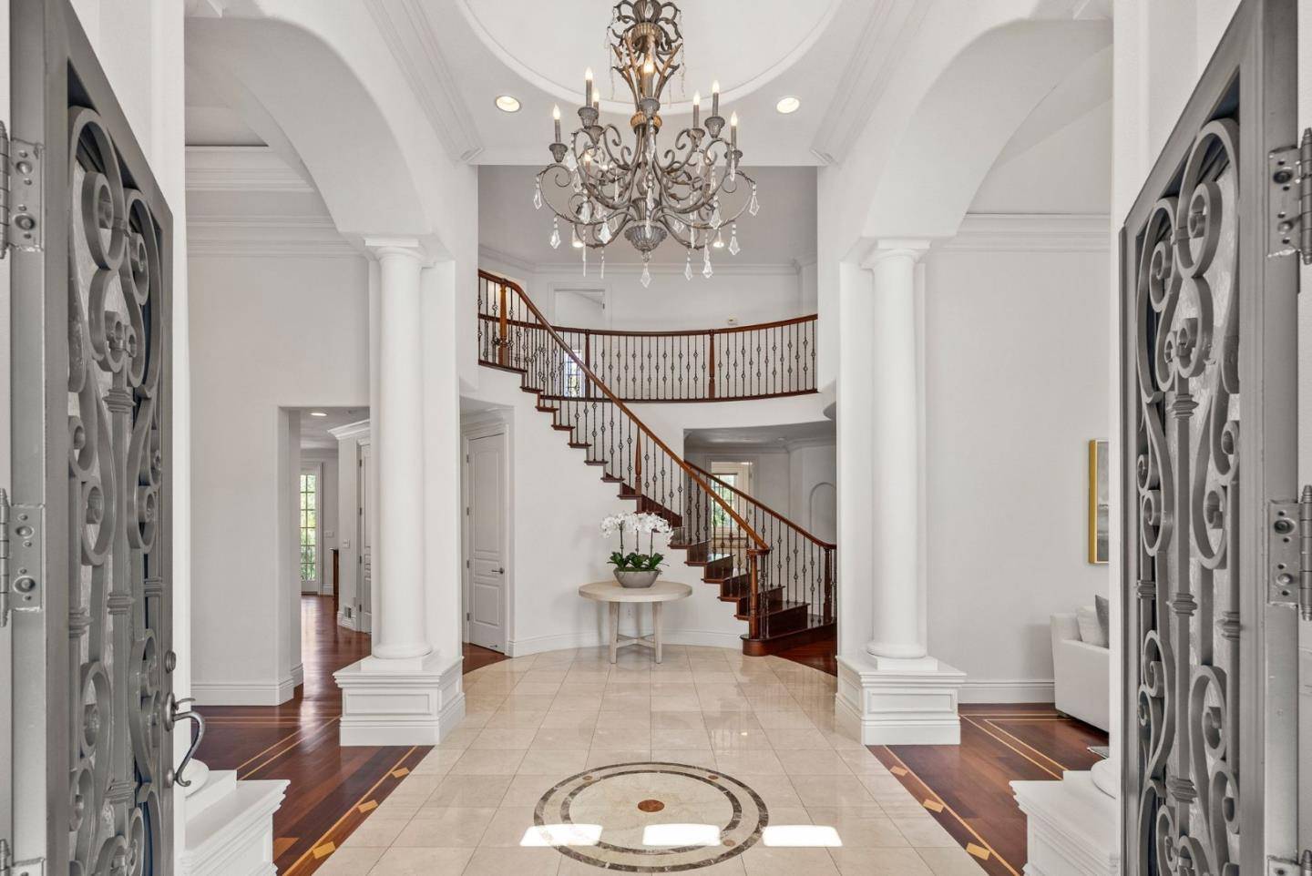 Los Altos Hills, CA 94022,12690 Dianne Drive