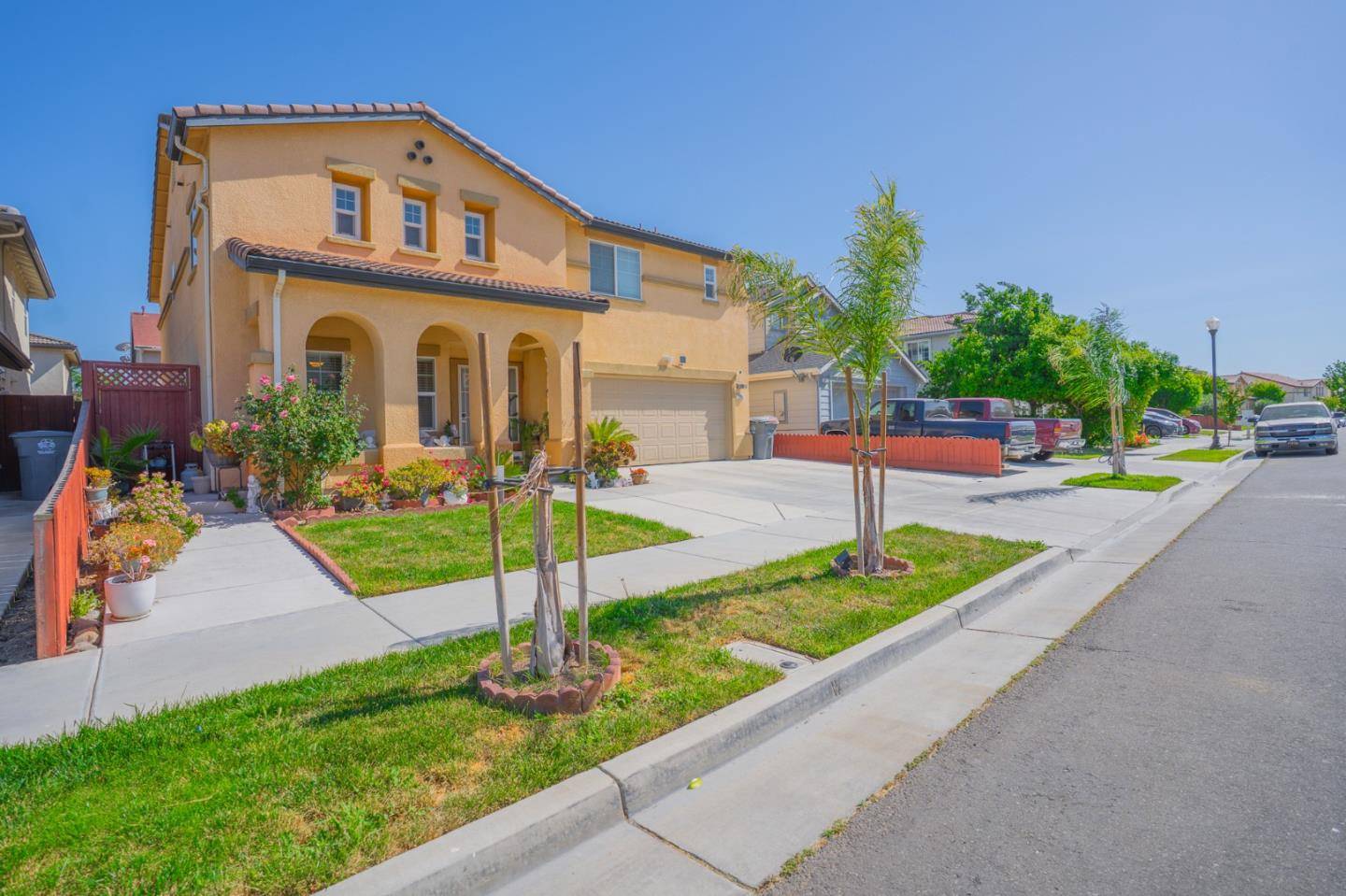 Los Banos, CA 93635,2385 N Mountainside Drive