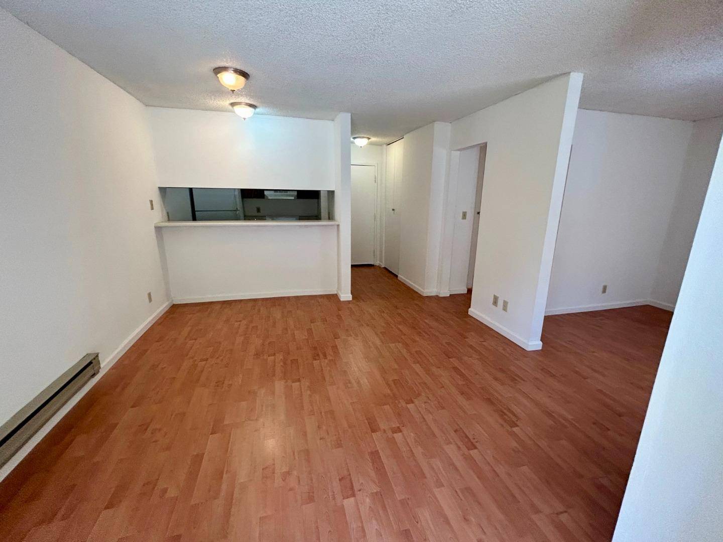 Daly City, CA 94015,397 Imperial Way #147