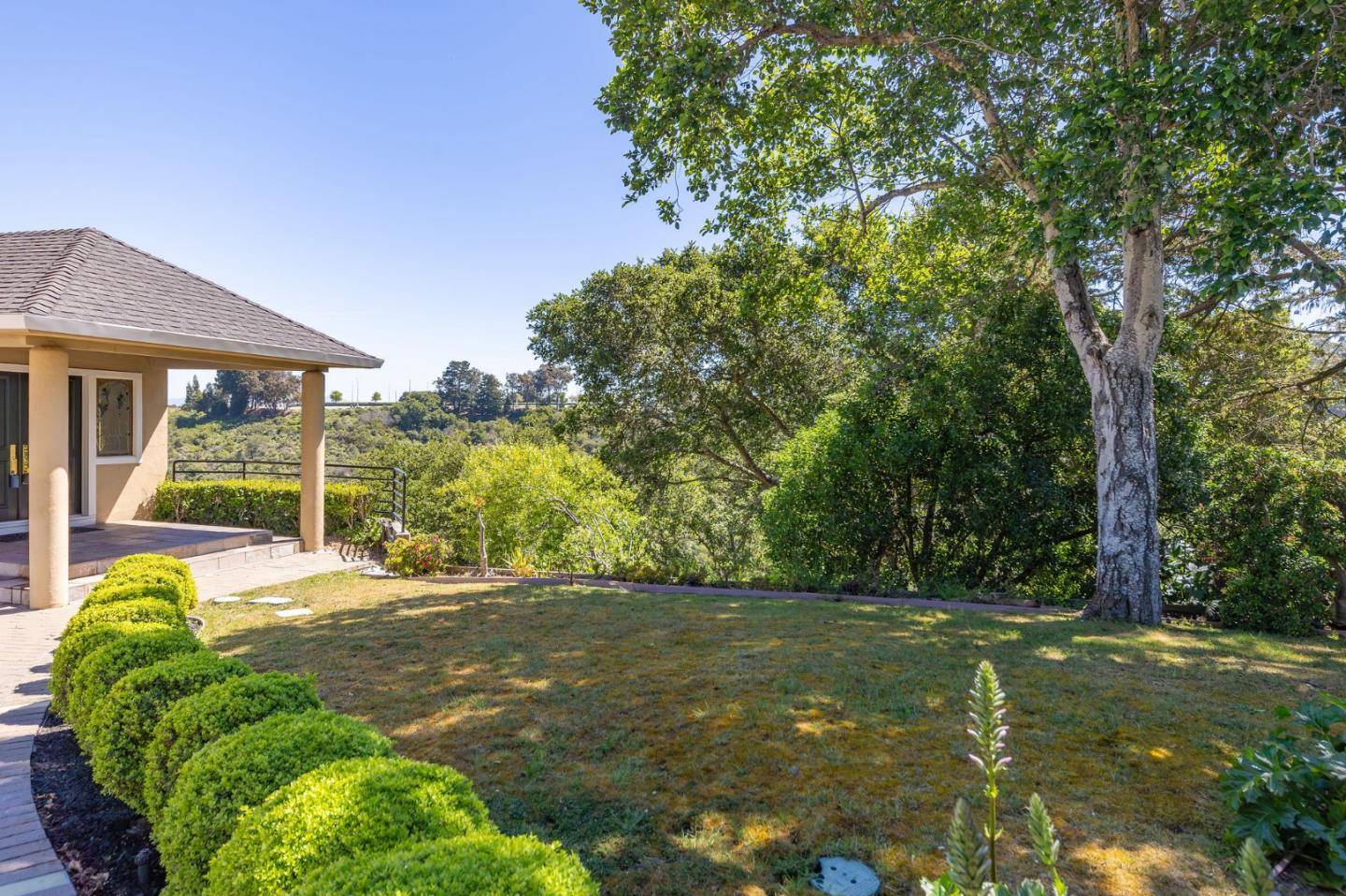 Hillsborough, CA 94010,35 Anguido Court