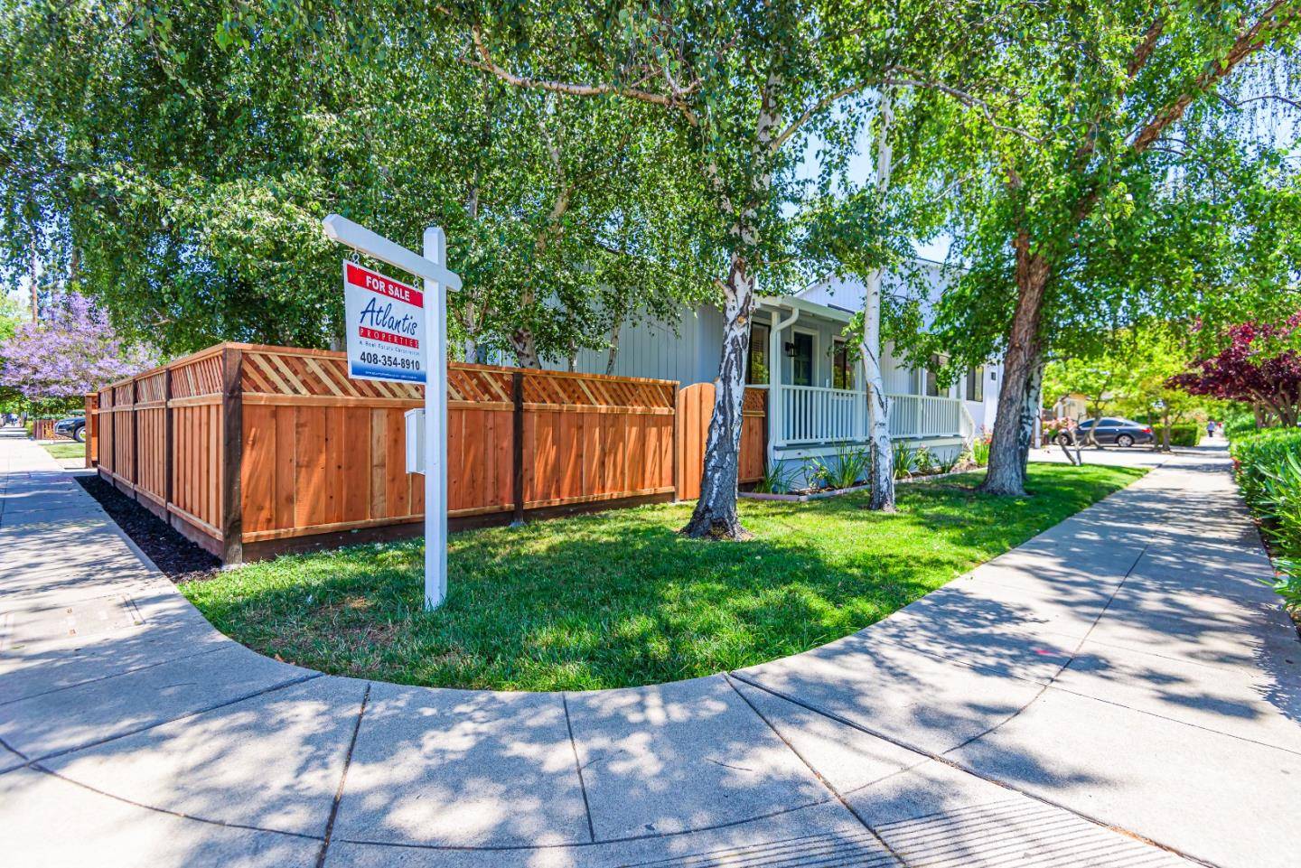 Redwood City, CA 94061,1105 Valota Road