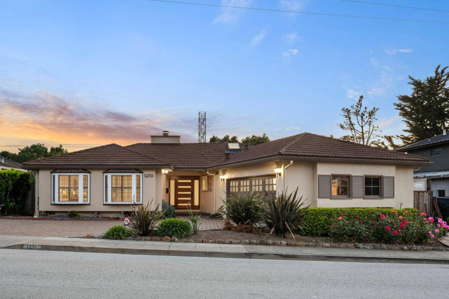 San Mateo, CA 94402,1251 Laurel Hill Drive