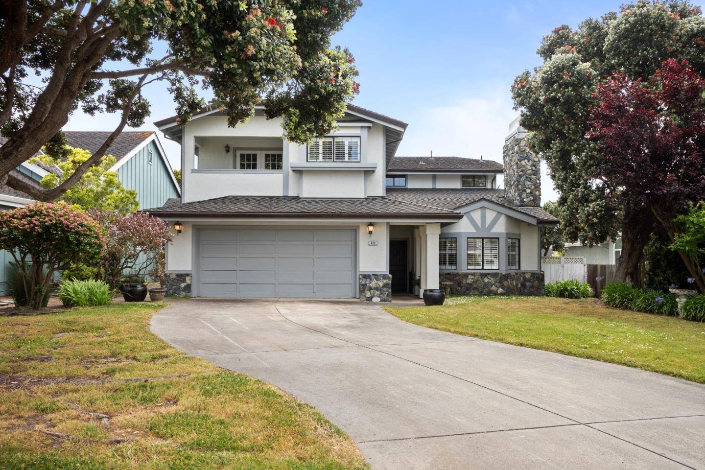 Half Moon Bay, CA 94019,420 Greenbrier Road