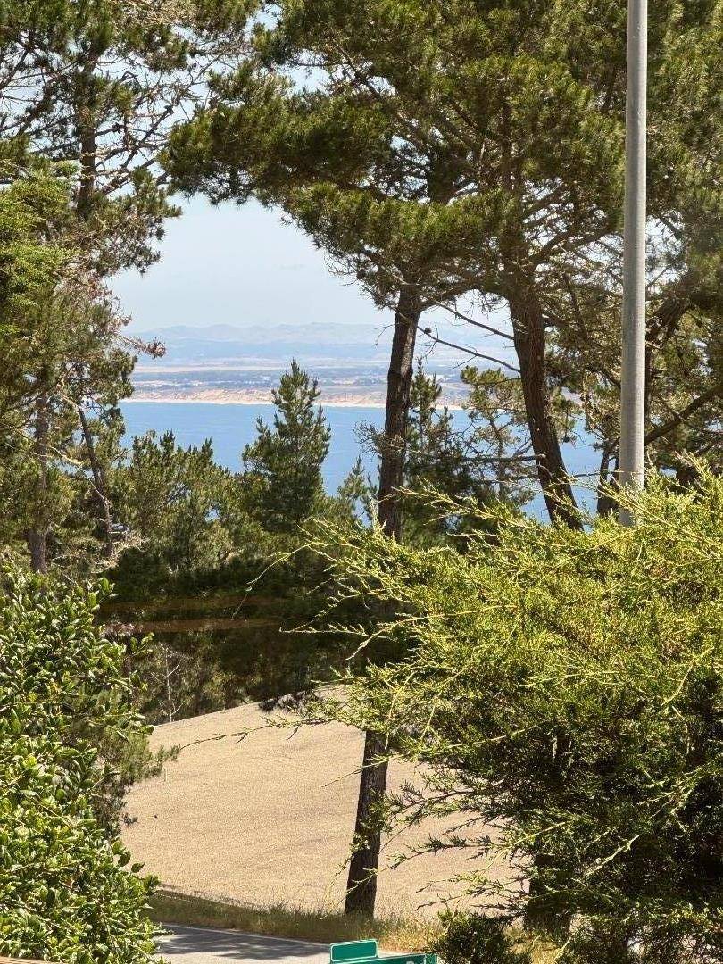 Monterey, CA 93940,1 Windsor Rise