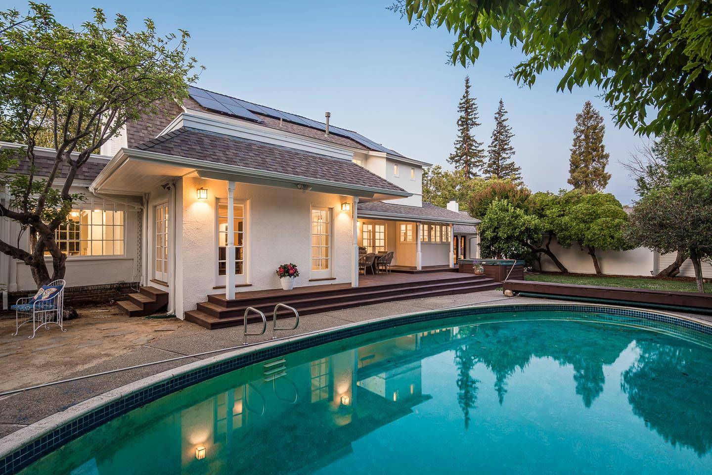 Palo Alto, CA 94301,1404 Bryant Street
