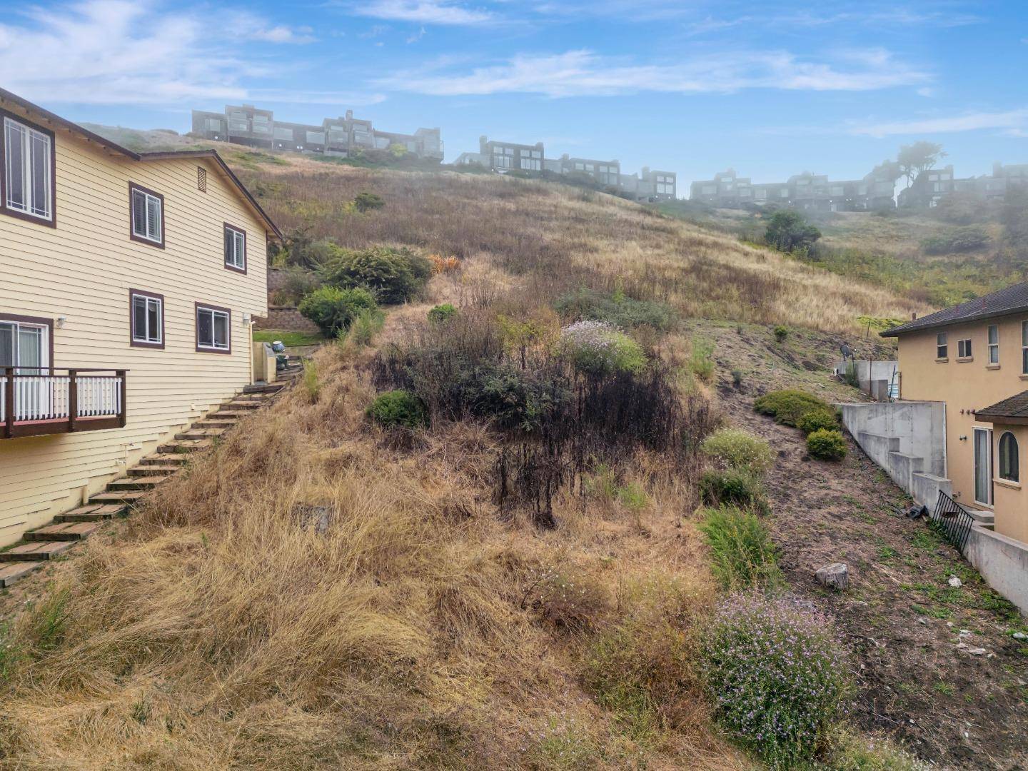 Pacifica, CA 94044,463 Farallon Avenue