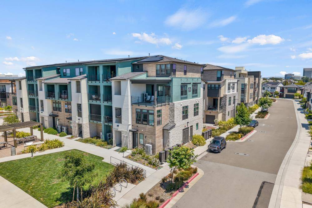 San Mateo, CA 94403,273 Waters Park Circle
