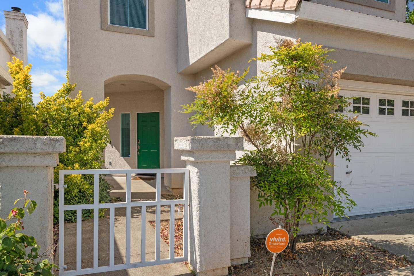 Elk Grove, CA 95758,2910 W Laguna Court
