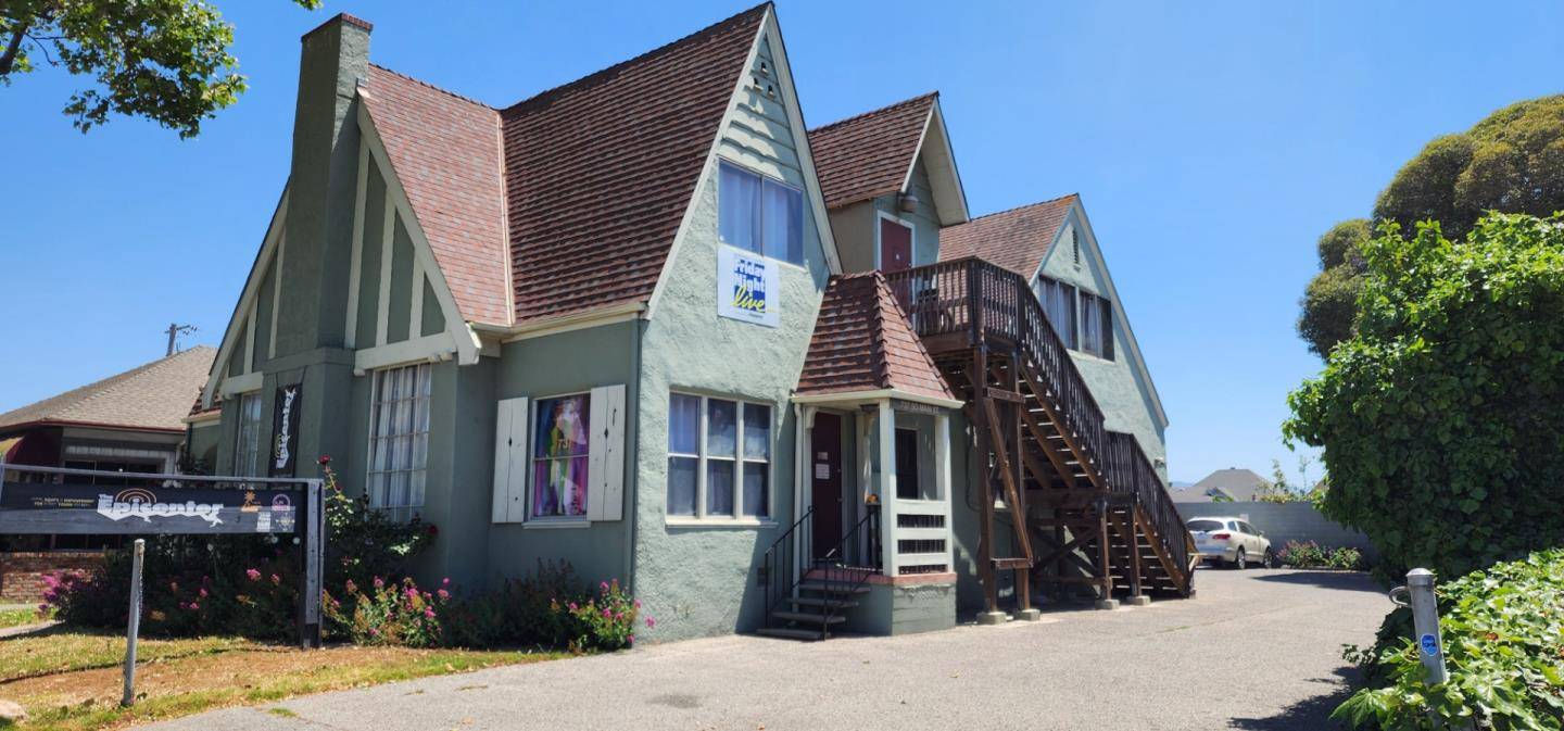 Salinas, CA 93901,737 S Main Street