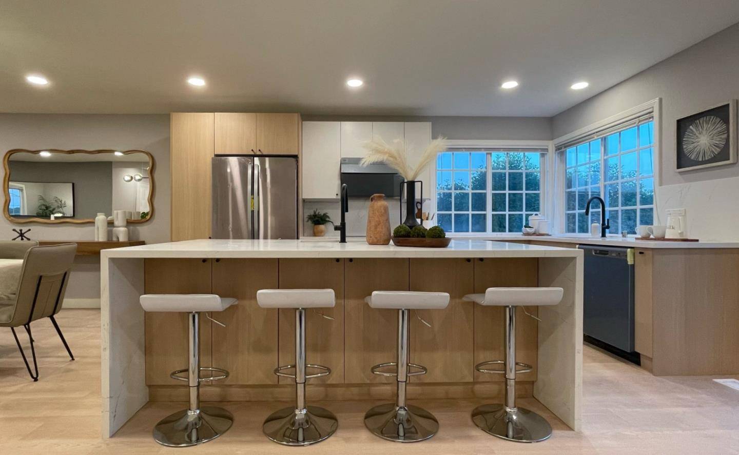 Millbrae, CA 94030,615 Lomita Avenue