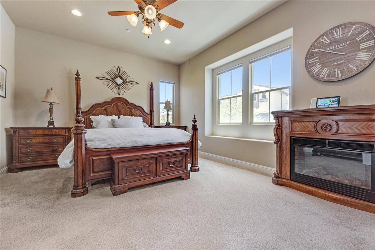 Marina, CA 93933,481 Logan Way