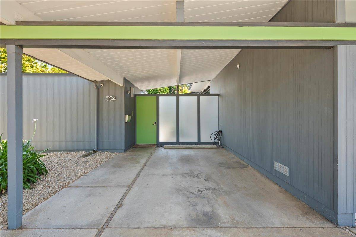 Sunnyvale, CA 94087,594 W Remington Drive
