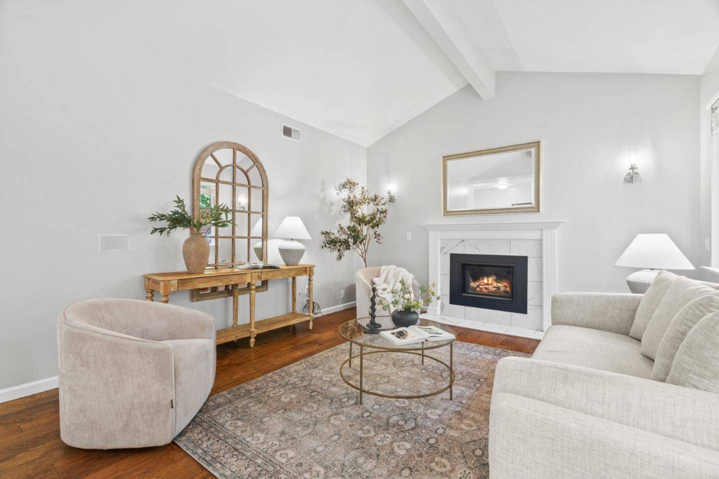 Gilroy, CA 95020,690 Antonio Court