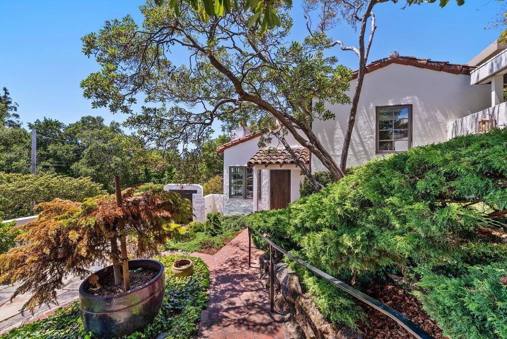 Aptos, CA 95003,547 Monterey
