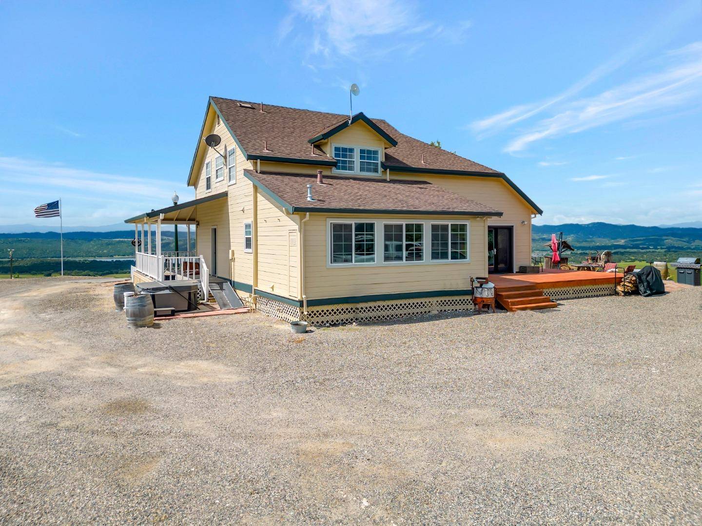 Lockwood, CA 93932,70500 Bradley Lockwood Road