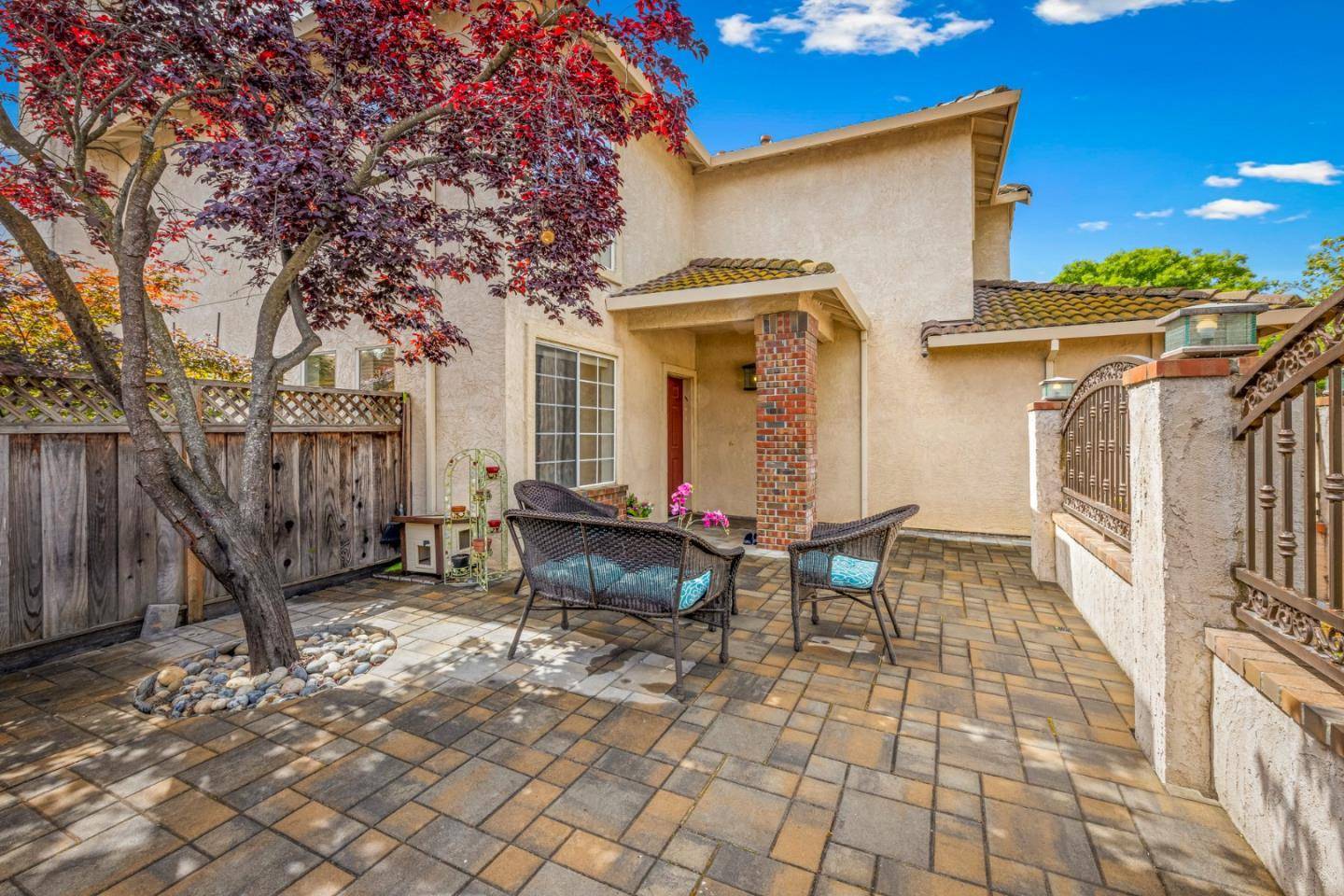 Morgan Hill, CA 95037,360 Via Largo