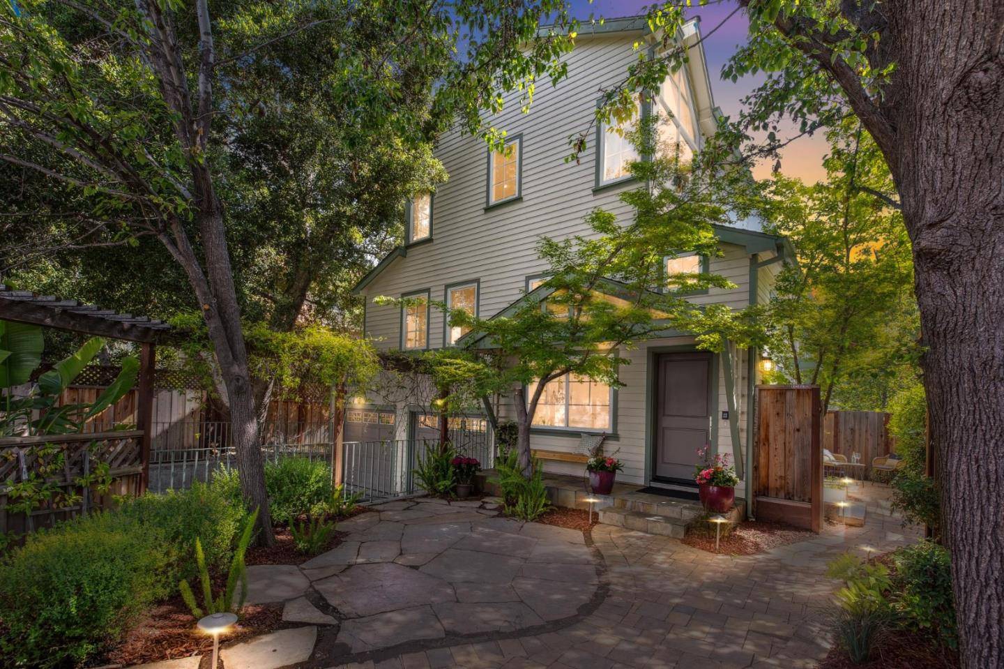 Los Altos, CA 94022,106 Second Street