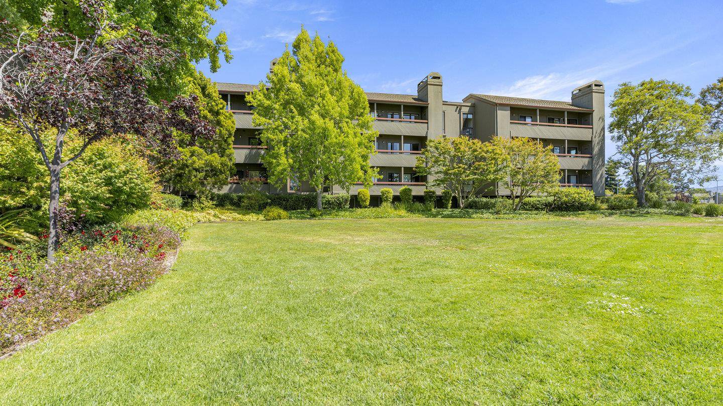 Foster City, CA 94404,780 Sea Spray Lane #211