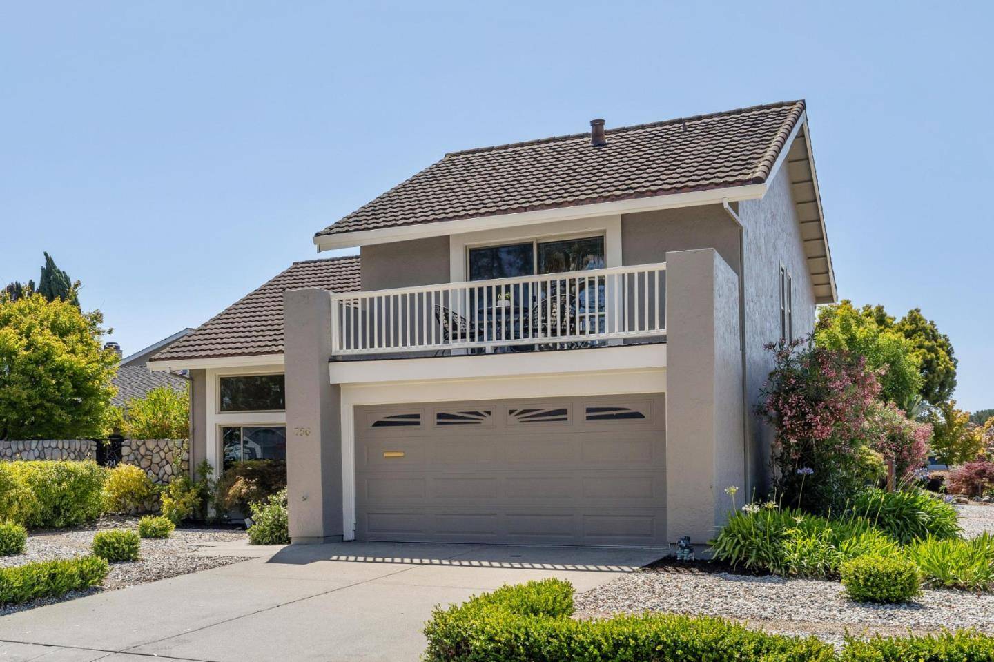 Redwood City, CA 94065,756 Davit Lane