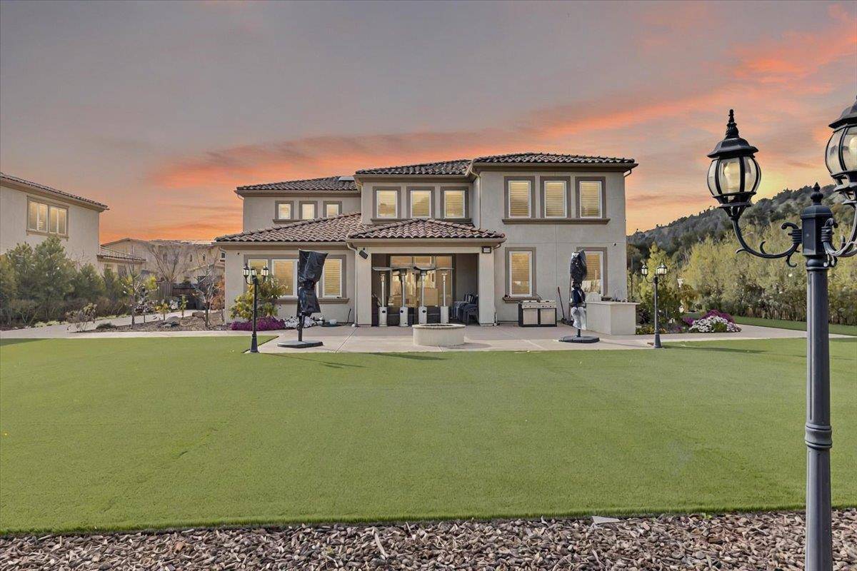 Morgan Hill, CA 95037,18665 Corte Paterna