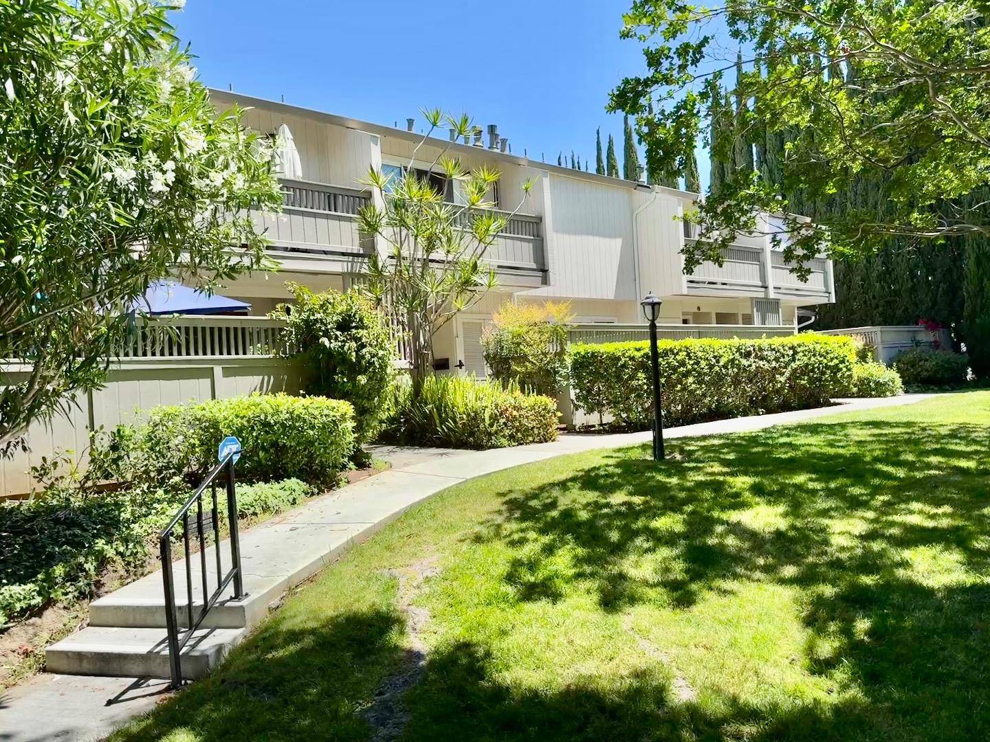 Sunnyvale, CA 94086,655 Garland Avenue