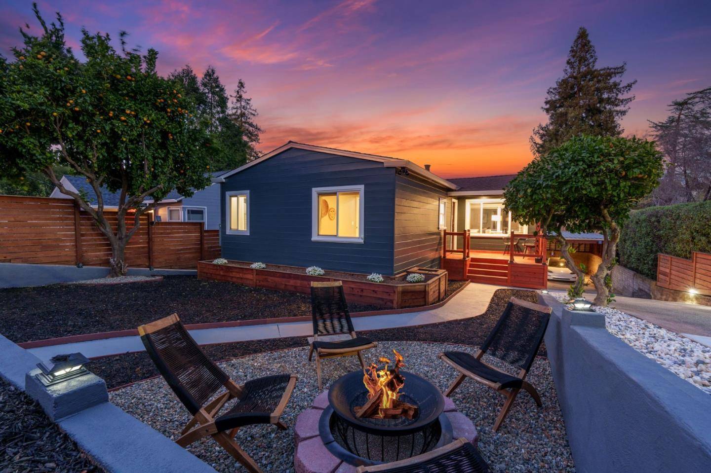 Oakland, CA 94605,8124 Greenly Drive