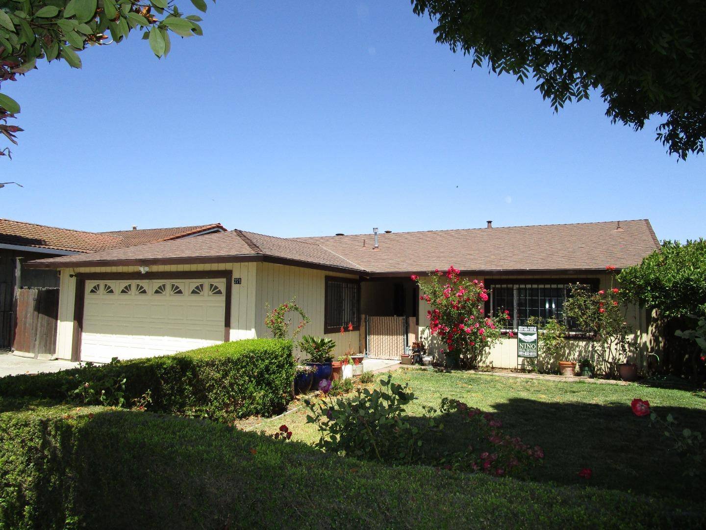 Hollister, CA 95023,271 Carnoble Drive