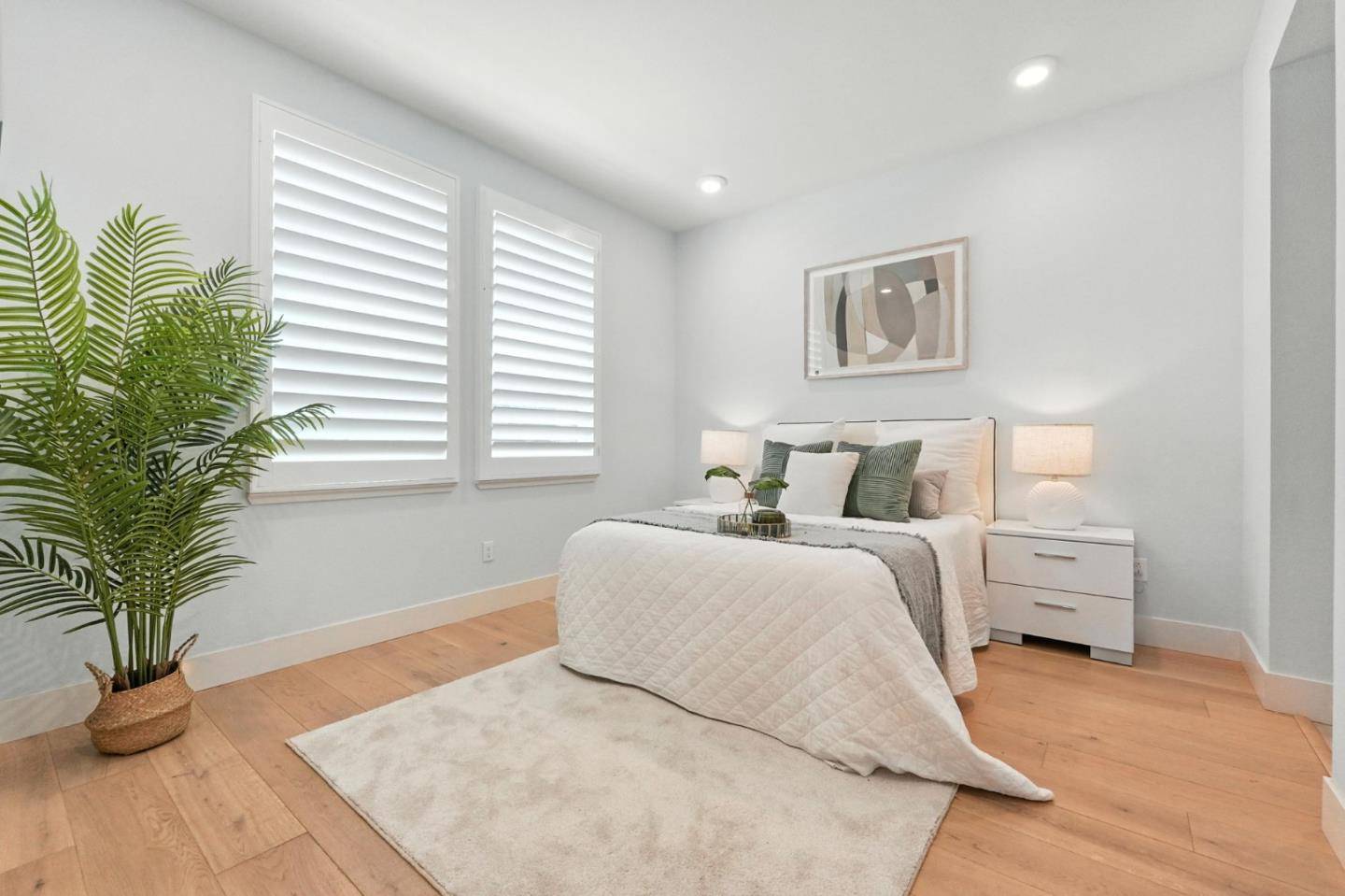 Sunnyvale, CA 94085,895 De Guigne Drive #2