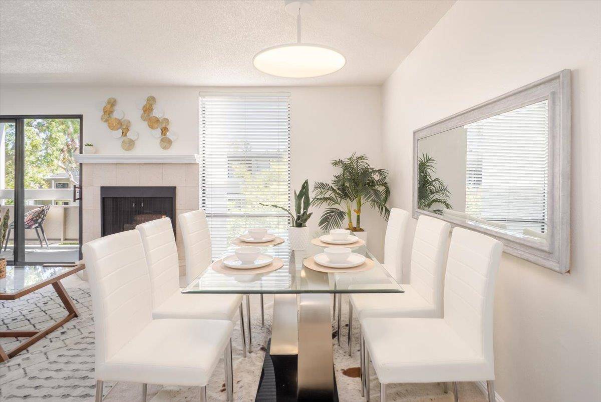 Foster City, CA 94404,1171 Compass Lane #203