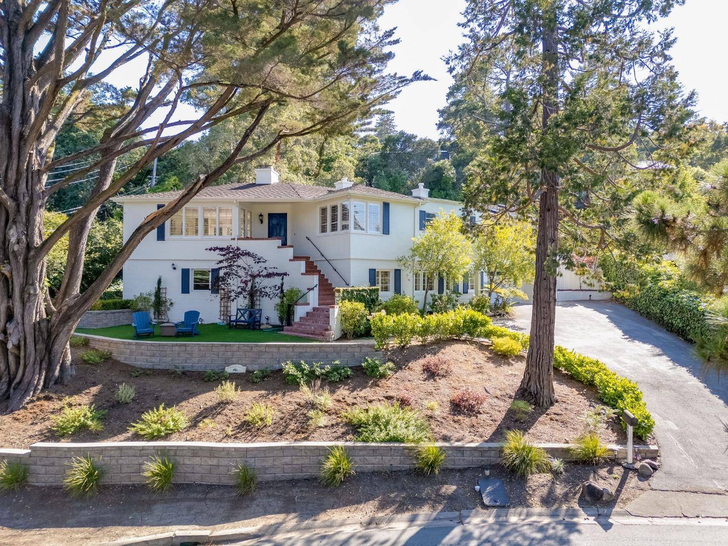 Hillsborough, CA 94010,401 Hillsborough Boulevard