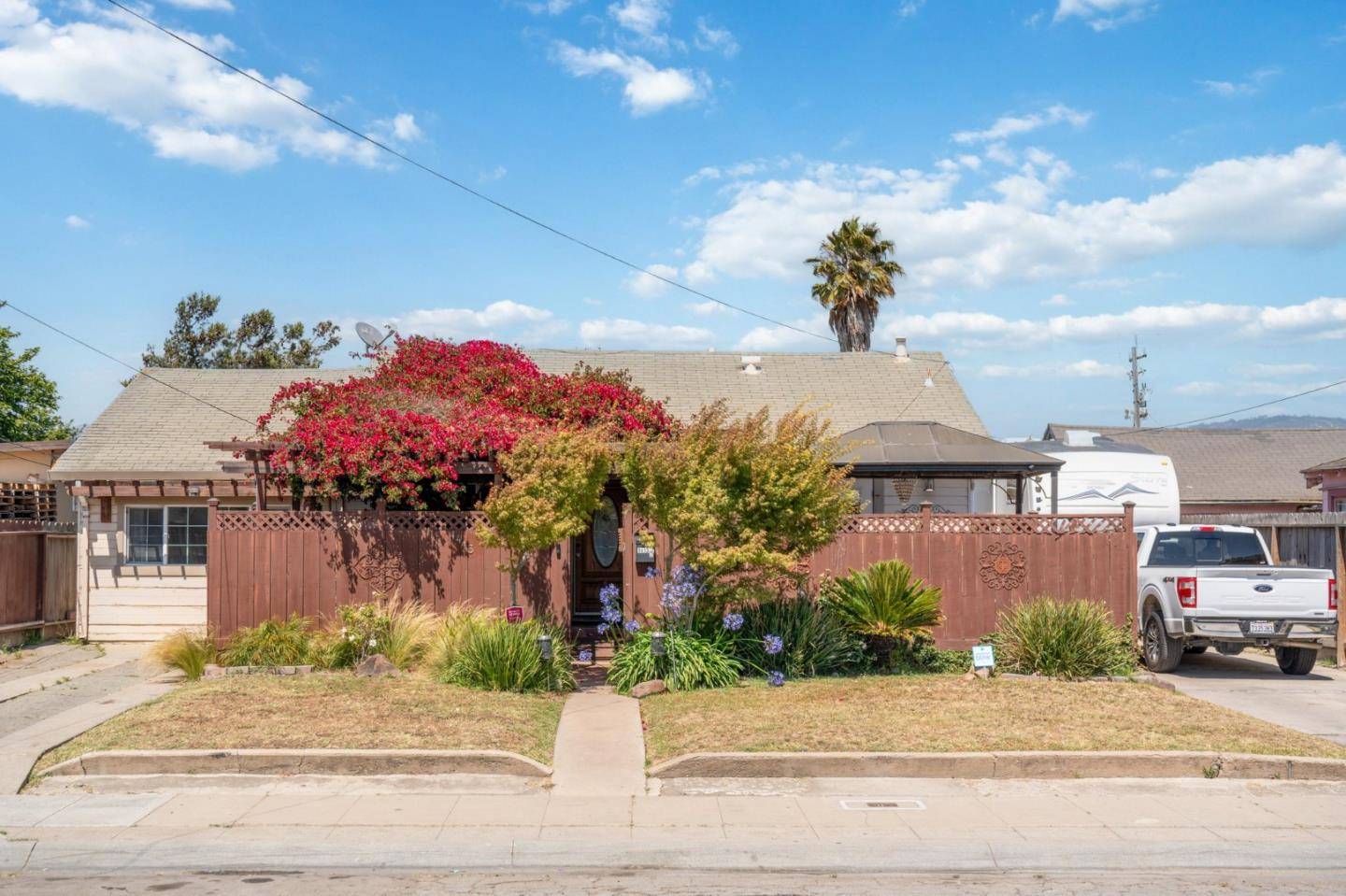 Salinas, CA 93905,1413 Wiren Street