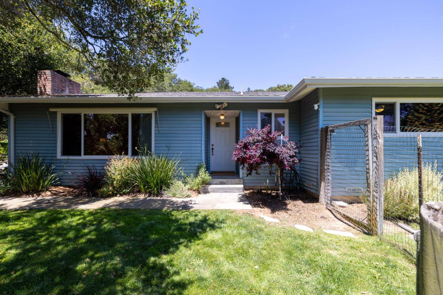 Salinas, CA 93907,19060 Oak Heights Drive