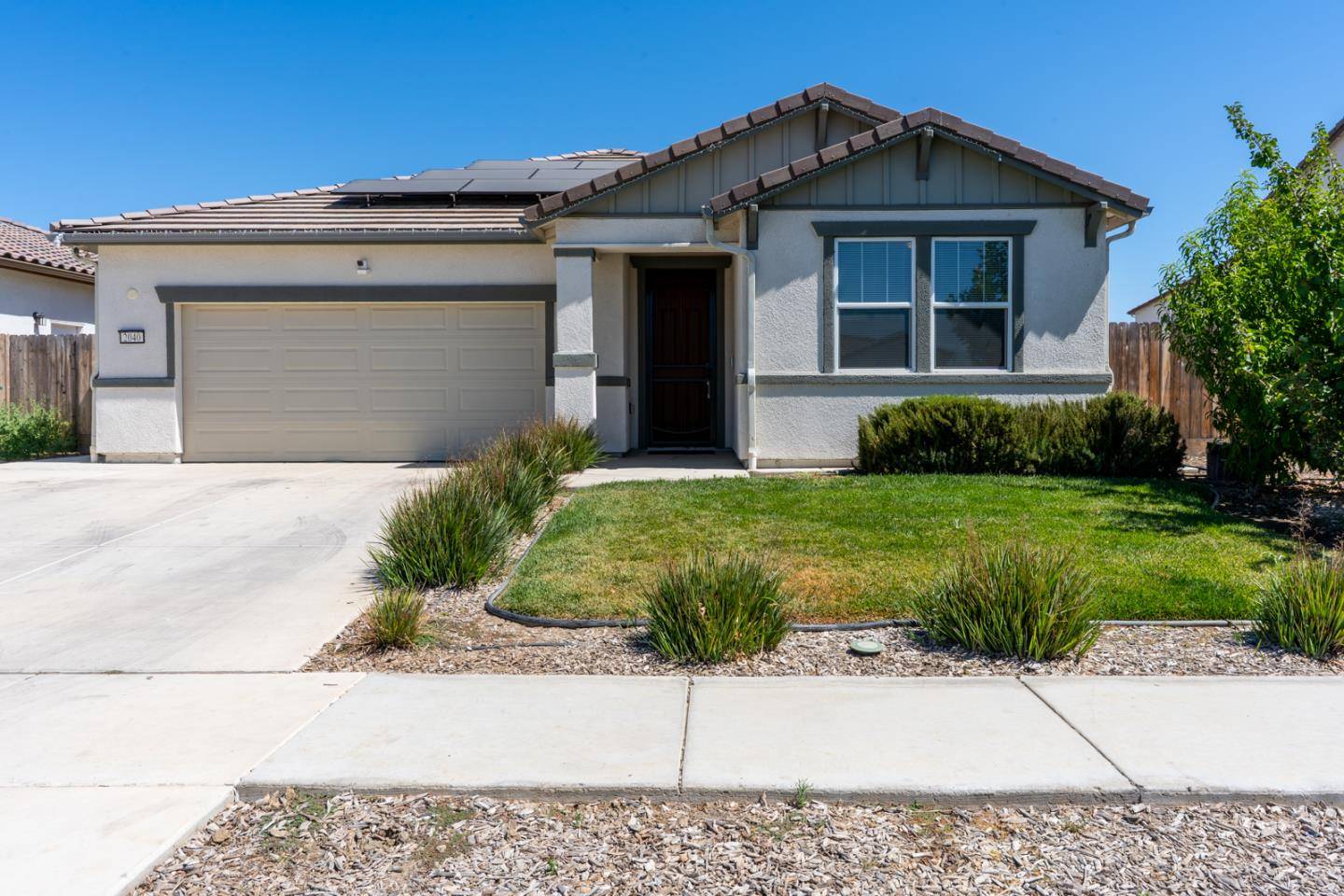 Los Banos, CA 93635,2040 Edwards Street