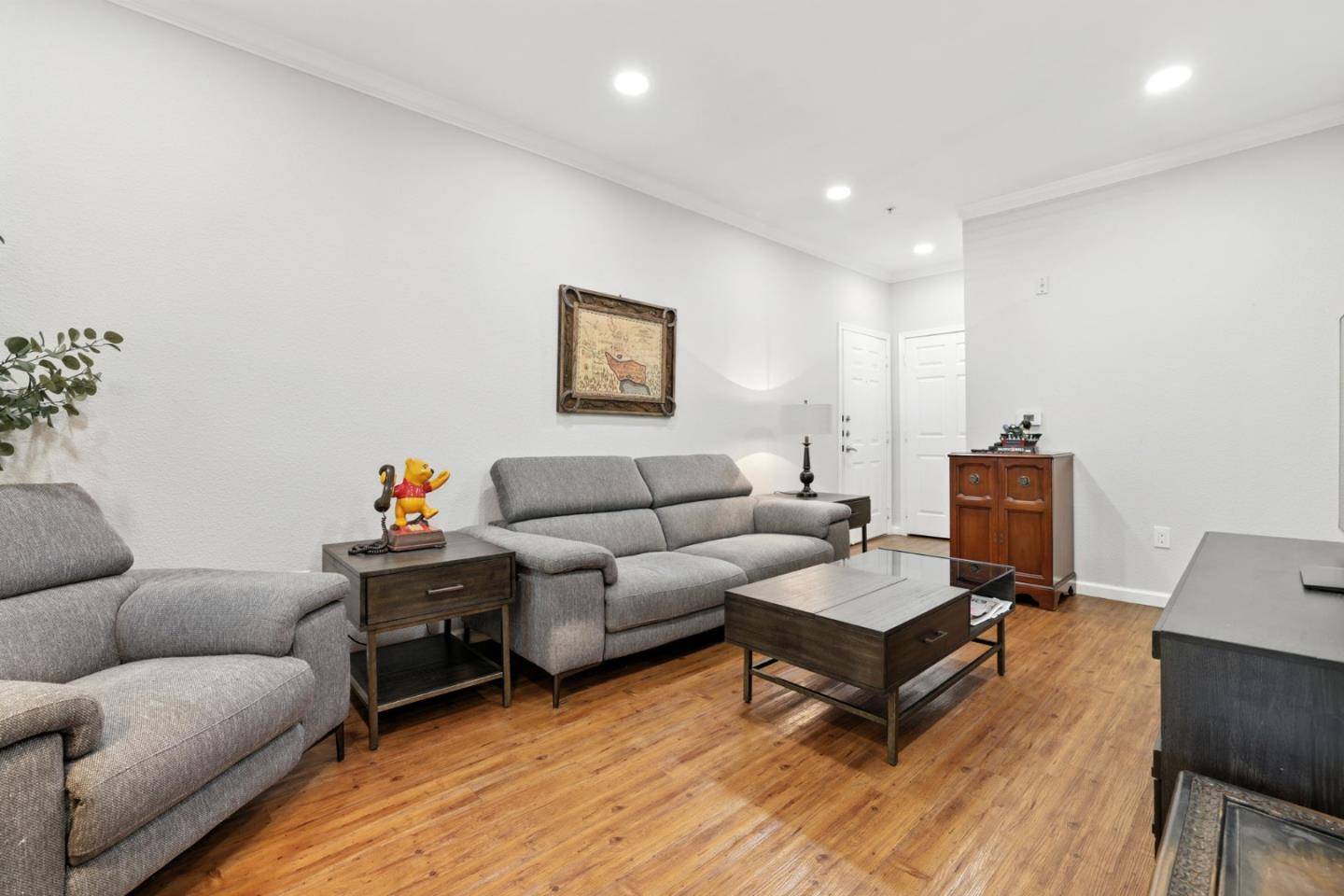 Antelope, CA 95843,8434 Walerga Road #1011