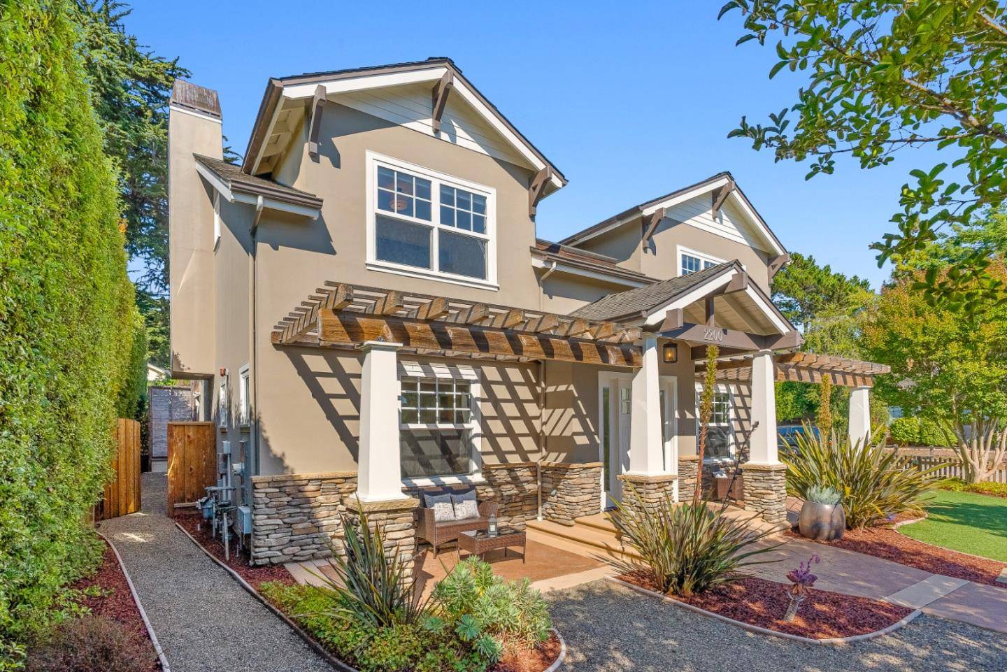 Aptos, CA 95003,2200 Dolphin Drive