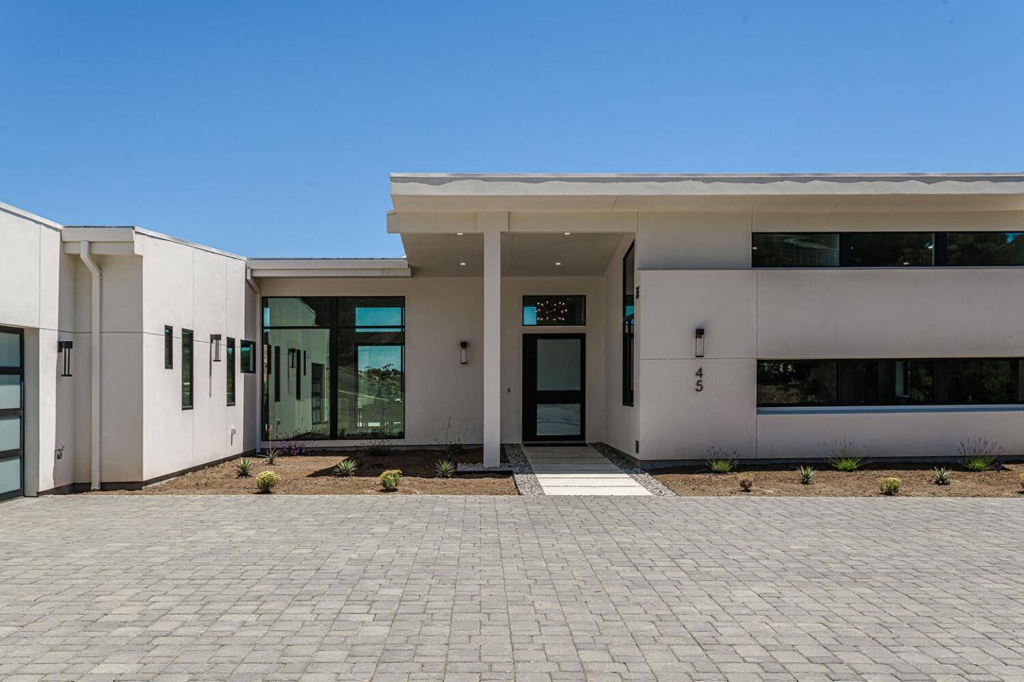Hillsborough, CA 94010,45 Calaveras Court
