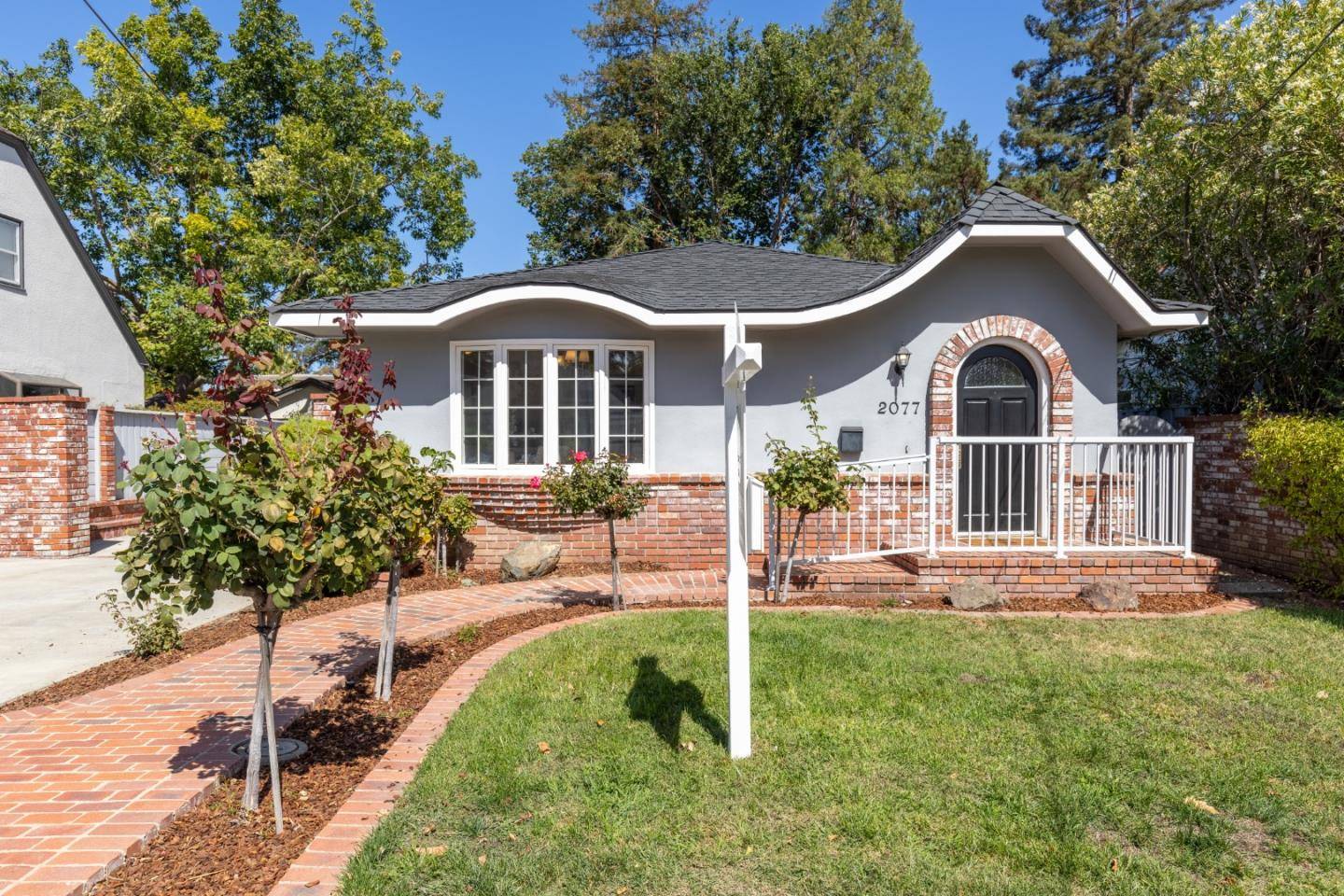 Palo Alto, CA 94306,2077 Willams Street