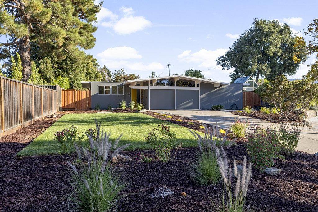 Sunnyvale, CA 94087,1010 La Salle Drive