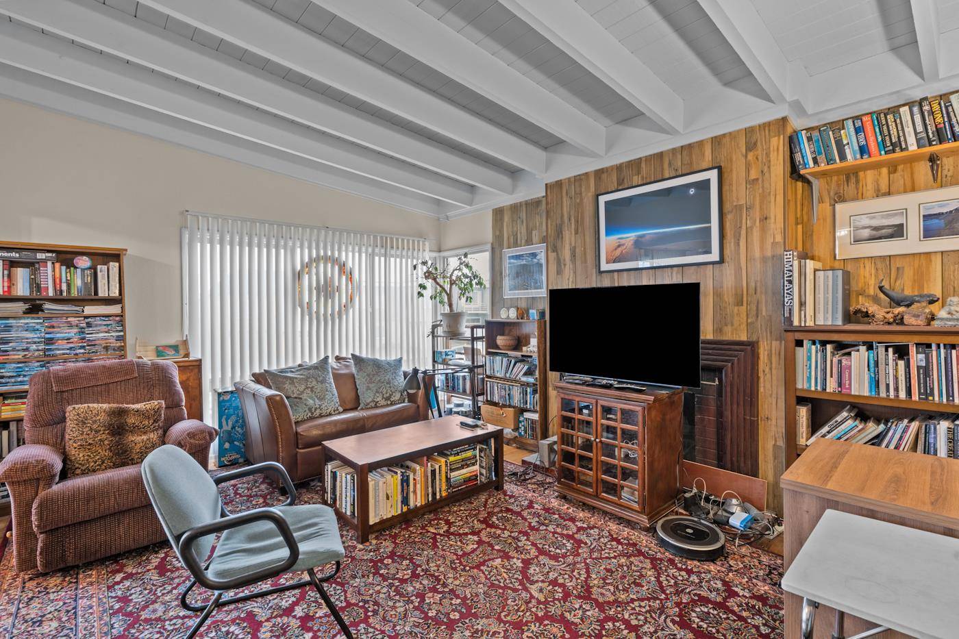 Daly City, CA 94015,42 Skyline Drive