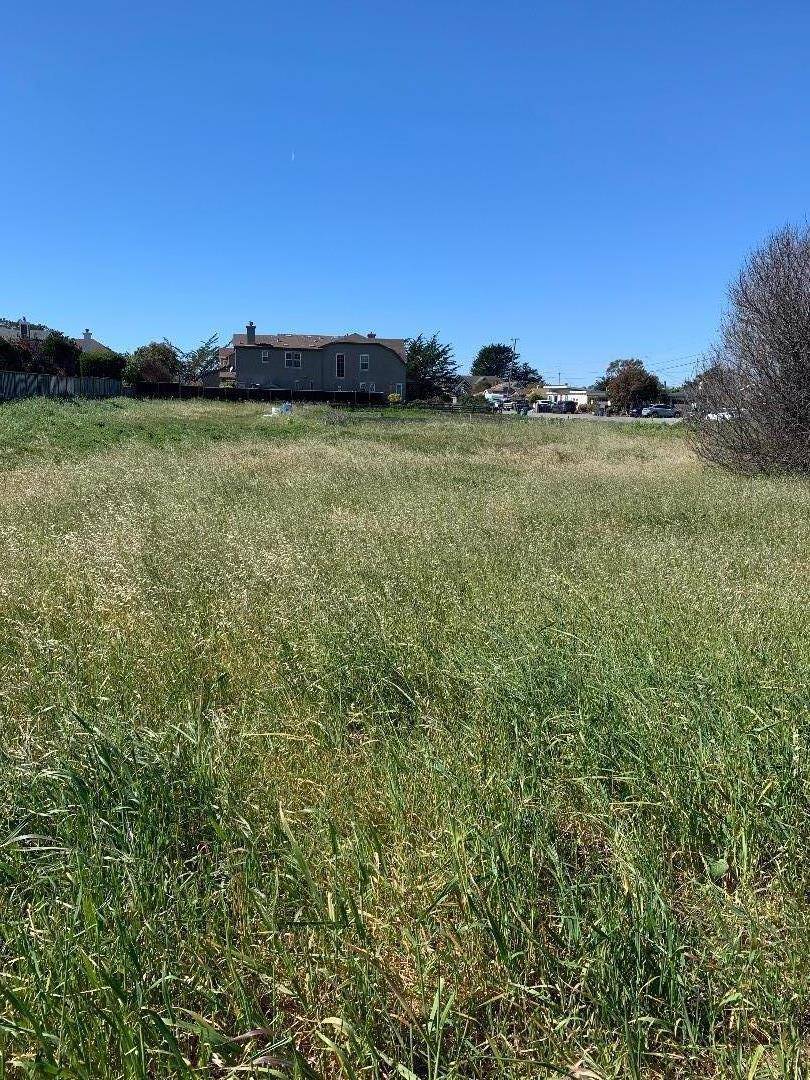 Half Moon Bay, CA 94019,SW Cor 2nd Magnolia Street