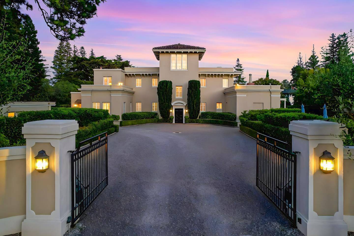 Hillsborough, CA 94010,245 W Santa Inez Avenue