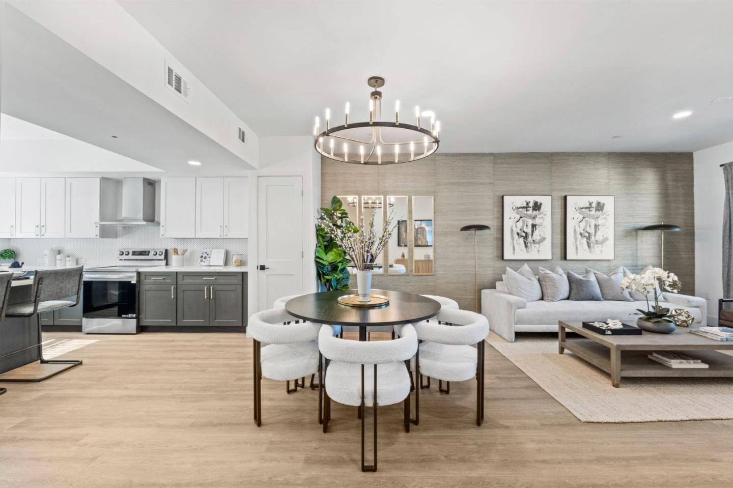 Sunnyvale, CA 94085,592 Compton Terrace