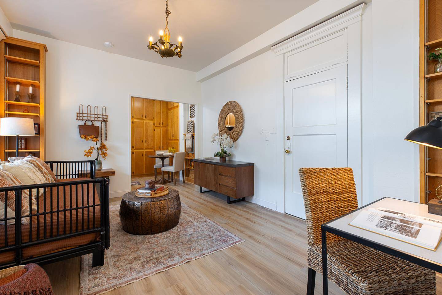 Santa Cruz, CA 95060,260 High Street #204