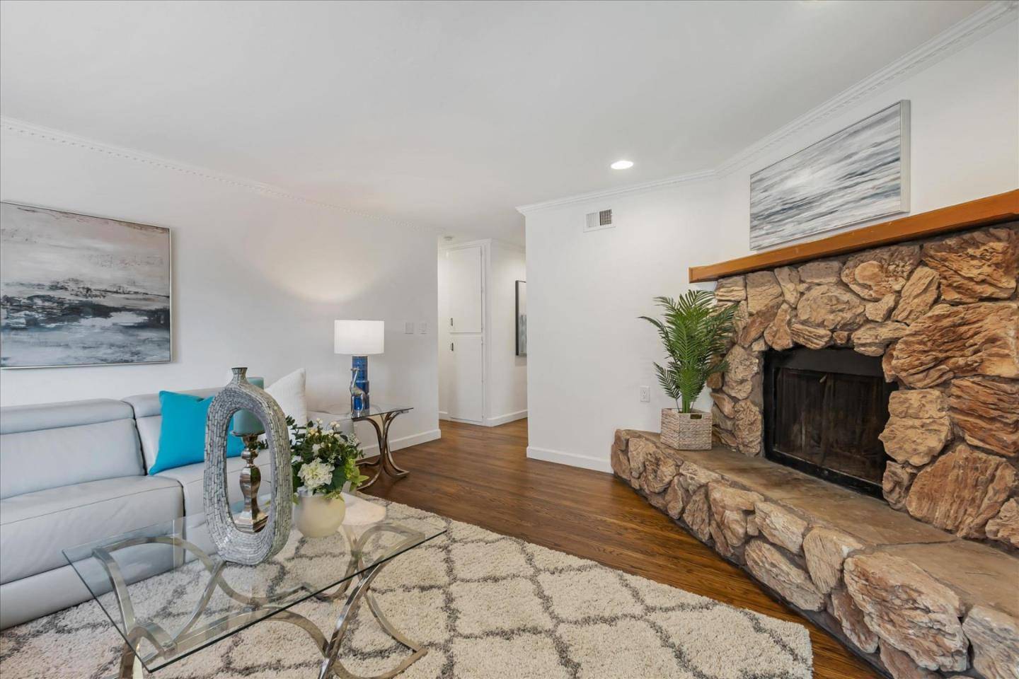 Mountain View, CA 94043,751 San Pablo Drive