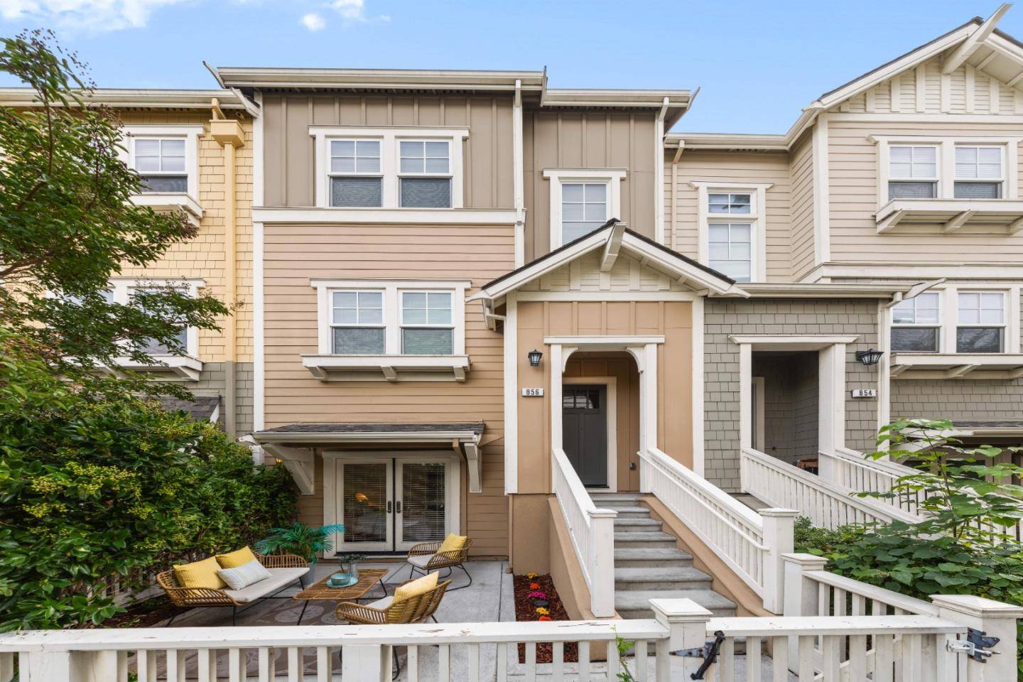 Mountain View, CA 94043,856 Sycamore Loop