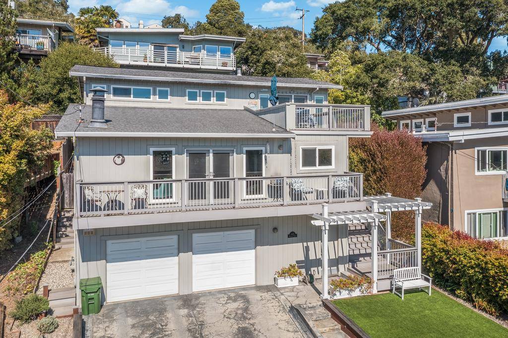 Aptos, CA 95003,445 Monterey Drive