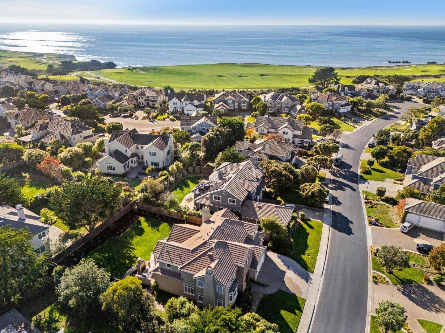 Half Moon Bay, CA 94019,62 Spyglass Court